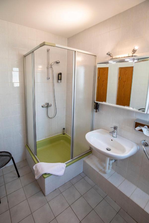 Berghotel Waidmannsheil Battenberg  Extérieur photo